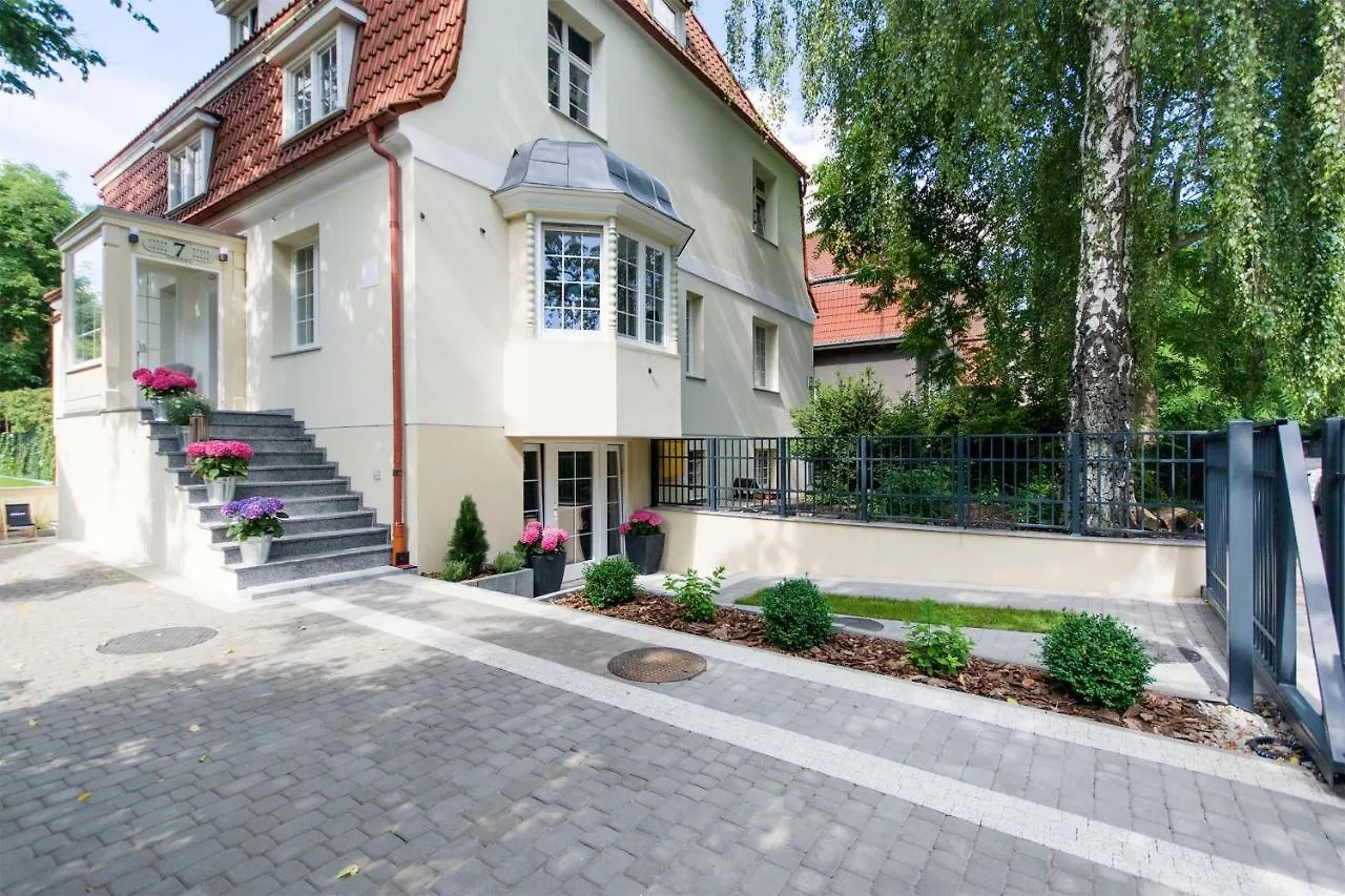 Apartamenty Na Uphagena contacts